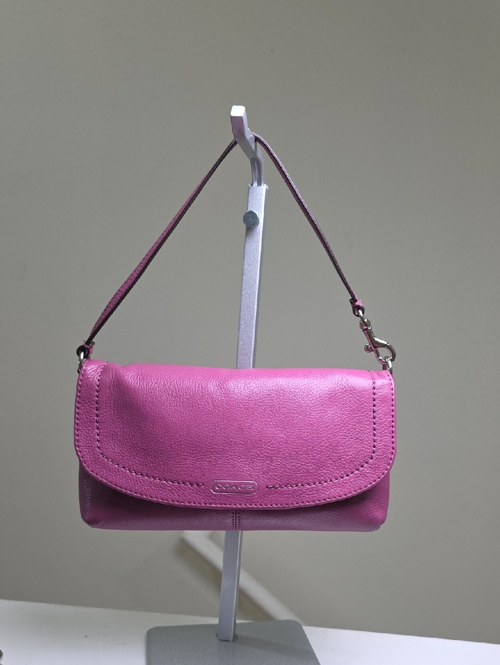 COACH F49177 PARK LEATHER LARGE FLAP WRISTLET/MINIBAG Rose Pink VGUC - Picture 6 of 17